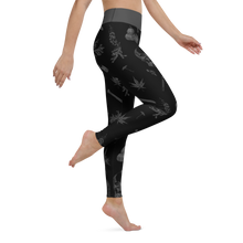 Load image into Gallery viewer, Classy Skulls Yoga Leggings - Black
