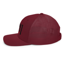 Load image into Gallery viewer, Dark bracket logo snapback
